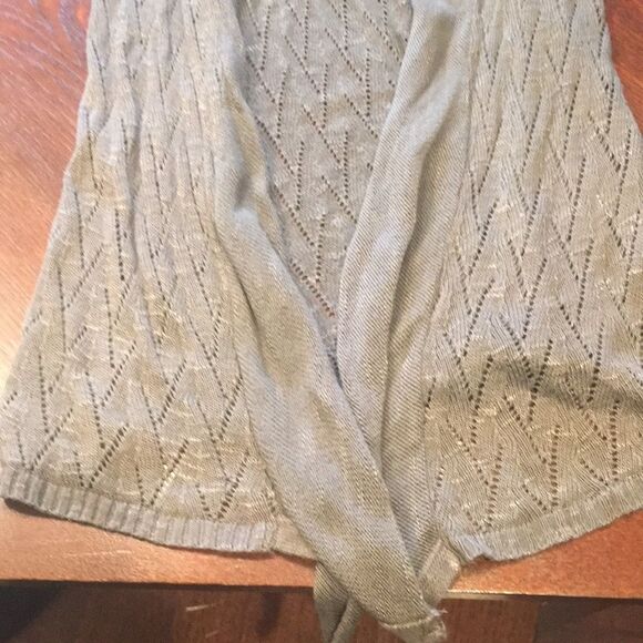 Gray Racerback sweater - Picture 4 of 8